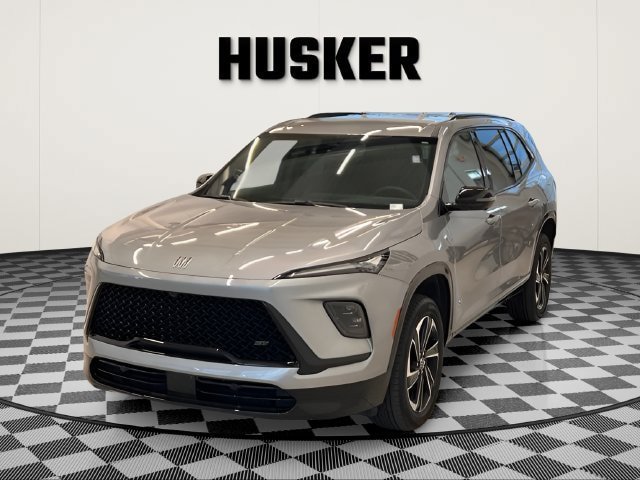 Certified 2026 Buick Enclave Sport Touring AWD/4WD image 18