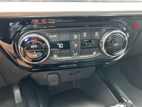 New 2025 Chevrolet Trax LT w/ Driver Confidence Package image 53