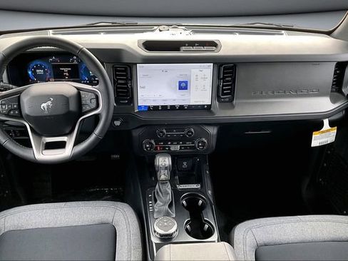 New 2025 Ford Bronco Big Bend image 5