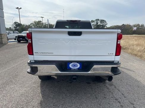 Used 2022 Chevrolet Silverado 3500 LTZ image 4