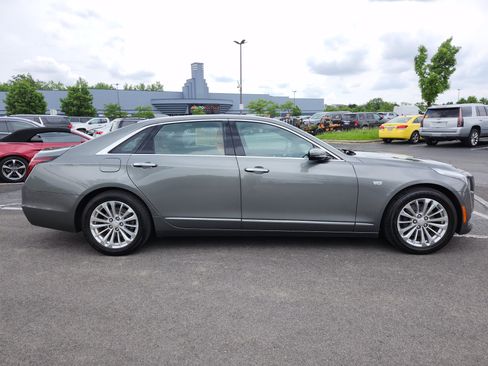 Used 2017 Cadillac CT6 Luxury AWD/4WD image 18