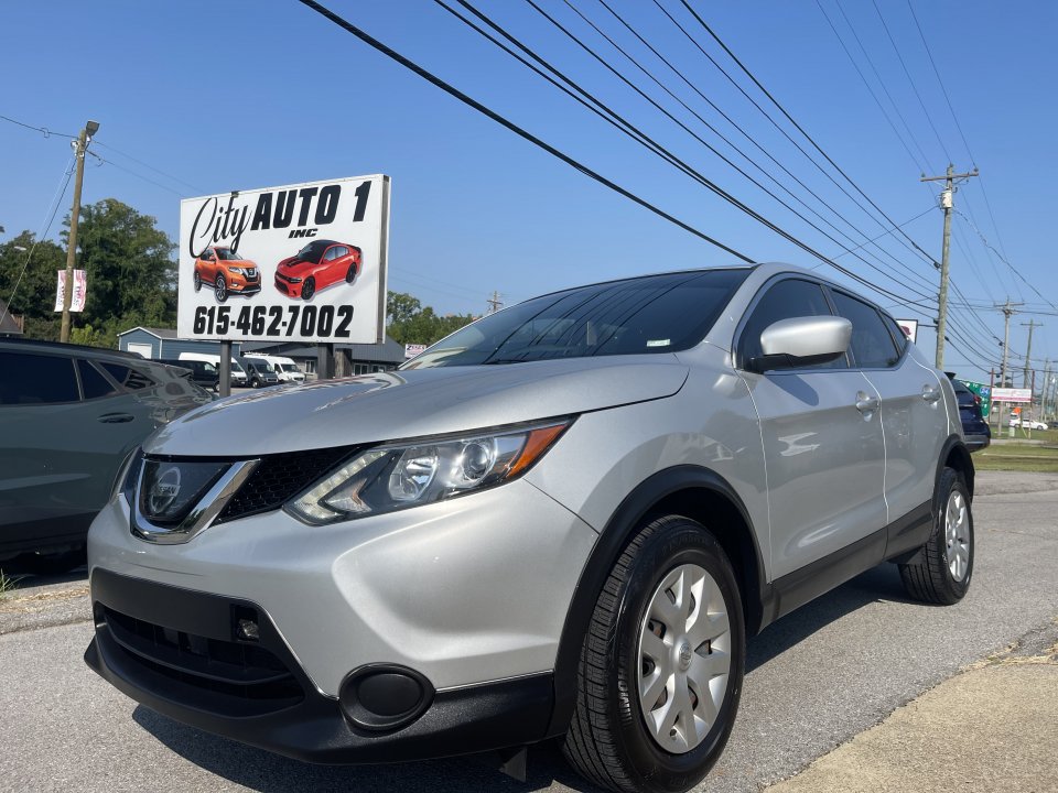 Used 2019 Nissan Rogue Sport S AWD/4WD image 2