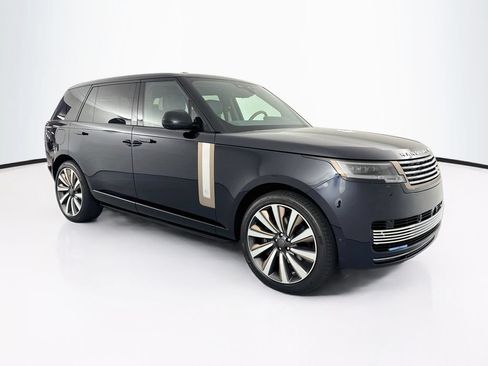 New 2026 Land Rover Range Rover SV AWD/4WD image 3