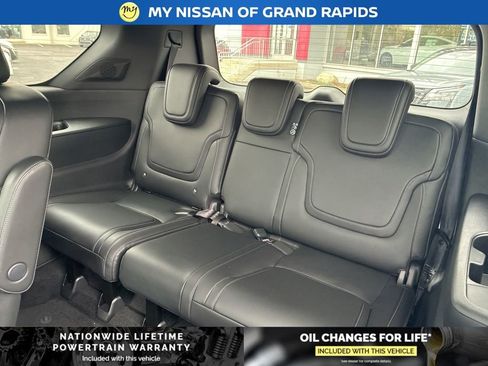New 2026 Nissan Armada PRO-4X w/ Captain's Chari Seat Package AWD/4WD image 30