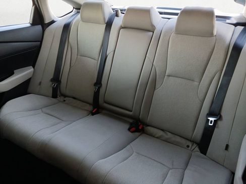 Used 2023 Honda Accord EX image 9