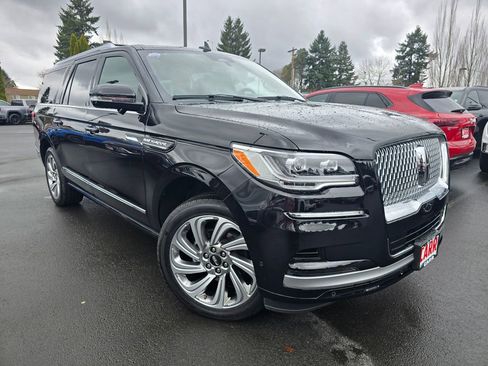 Used 2024 Lincoln Navigator L Reserve image 41