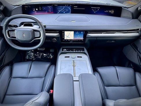 New 2025 Lincoln Navigator Reserve w/ Jet Appearance Package image 24