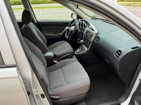 Used 2007 Toyota Matrix w/ PWR Pkg FWD image 18