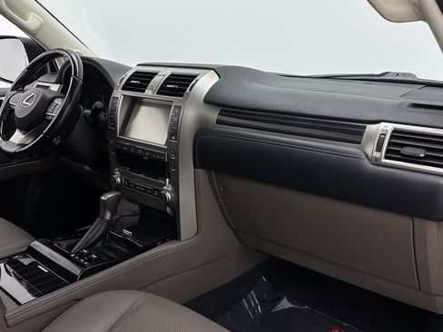 Used 2021 Lexus GX 460 Premium w/ Premium Package AWD/4WD image 37