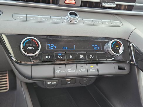 New 2026 Hyundai Elantra Sport FWD image 21