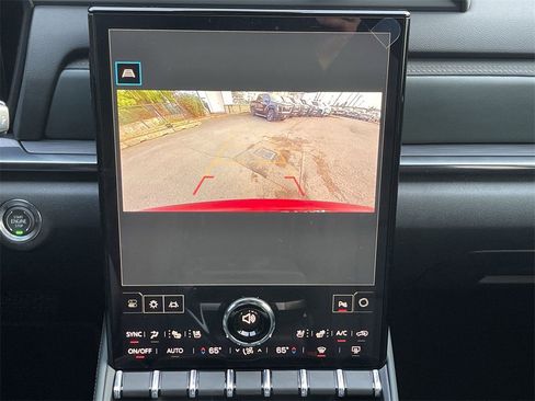 New 2026 GMC Terrain AT4 w/ Convenience Package III image 15