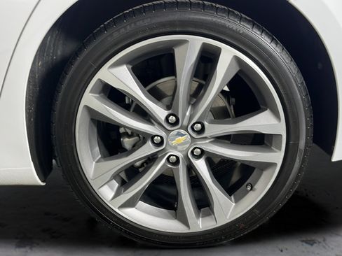 Used 2022 Chevrolet Malibu LT FWD image 48