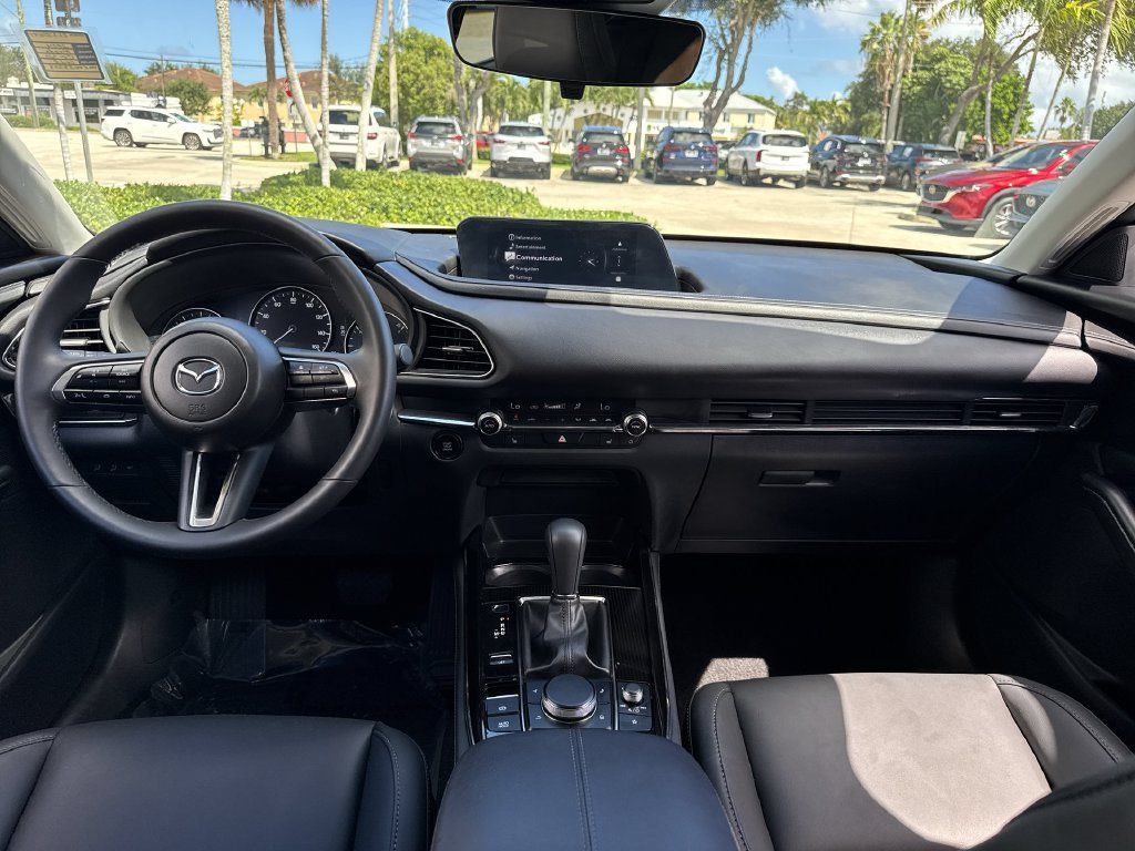 Used 2024 MAZDA CX-30 AWD 2.5 S w/ Preferred Package image 14