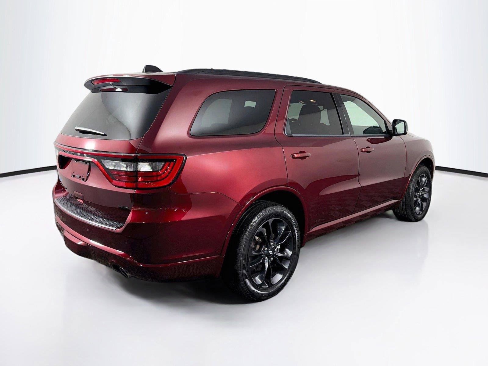 Used 2025 Dodge Durango GT AWD/4WD image 11