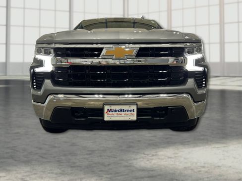 Used 2023 Chevrolet Silverado 1500 LT AWD/4WD image 21