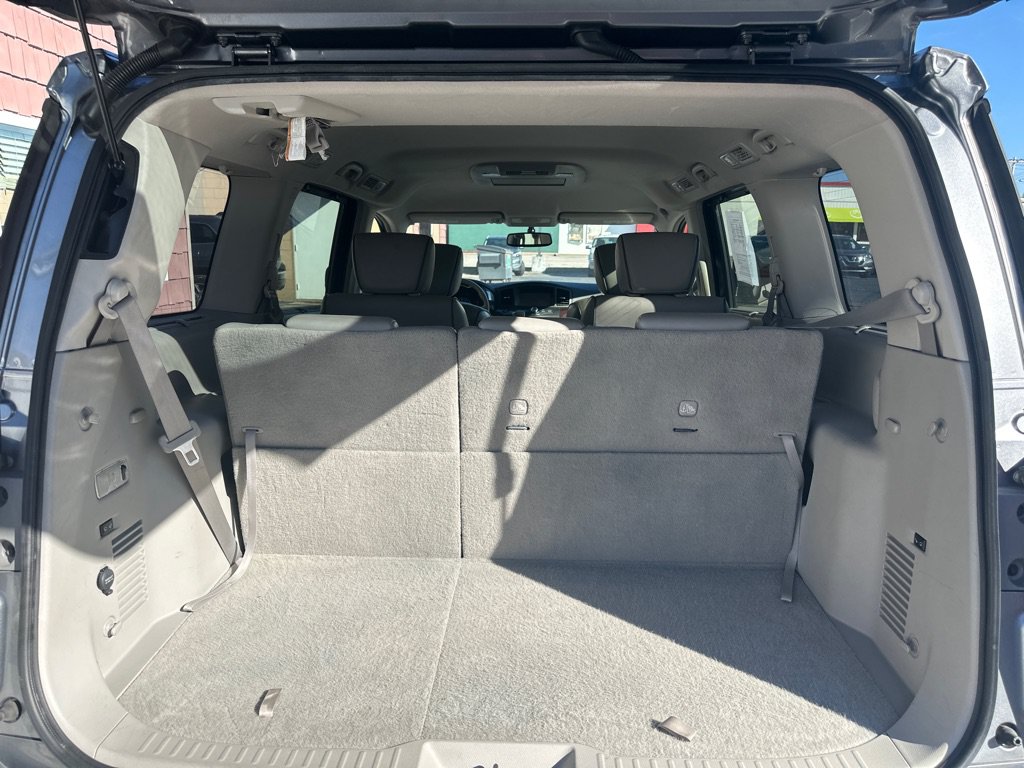 Used 2015 Nissan Quest Platinum FWD image 15