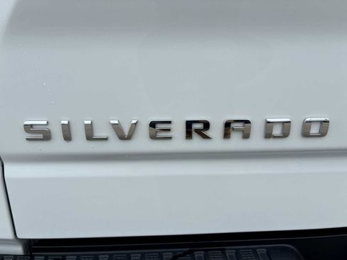 Certified 2023 Chevrolet Silverado 1500 Custom image 31