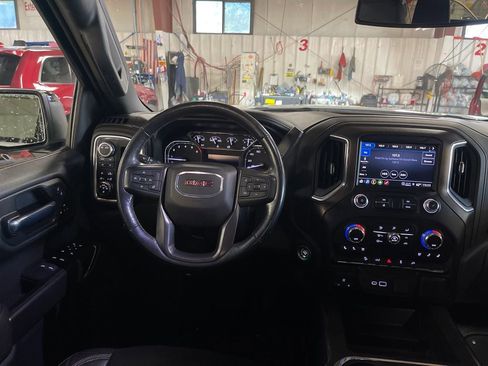 Used 2022 GMC Sierra 1500 AT4 AWD/4WD image 17