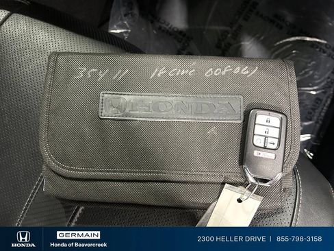 Used 2018 Honda Civic Touring image 31