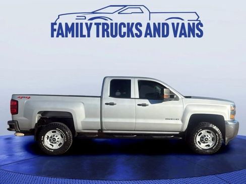 Used 2019 Chevrolet Silverado 2500 W/T image 5