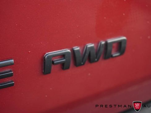 Used 2021 Chevrolet Traverse RS image 25