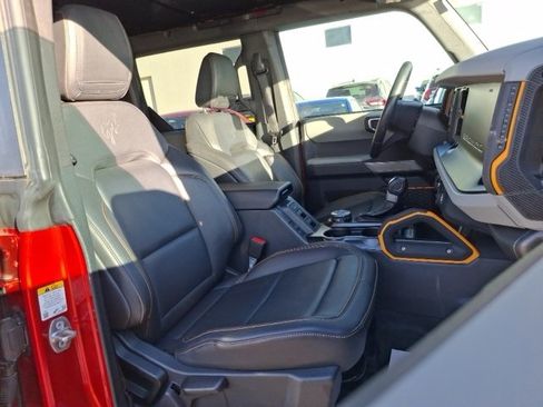 Used 2022 Ford Bronco Badlands image 22