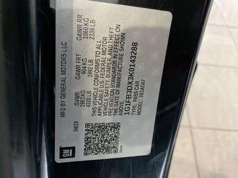 Used 2019 Chevrolet Camaro LT image 28