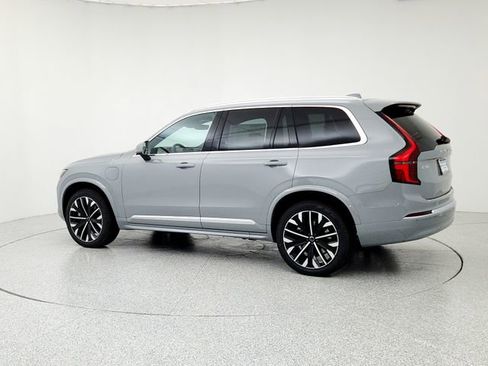 New 2025 Volvo XC90 T8 Core w/ Protection Package Premier image 7