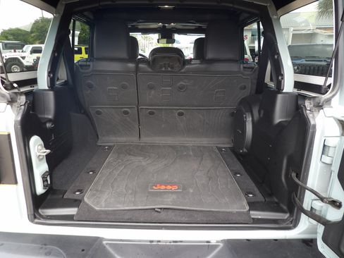 Used 2023 Jeep Wrangler Unlimited Rubicon 392 w/ Dual Top Group image 12