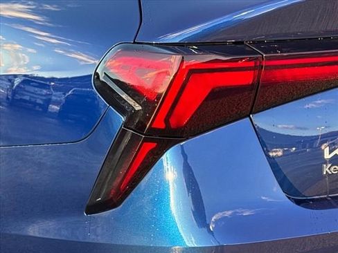 Used 2025 Kia K5 GT-Line image 9