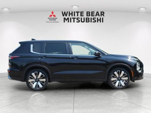 Used 2025 Mitsubishi Outlander SE AWD/4WD image 6