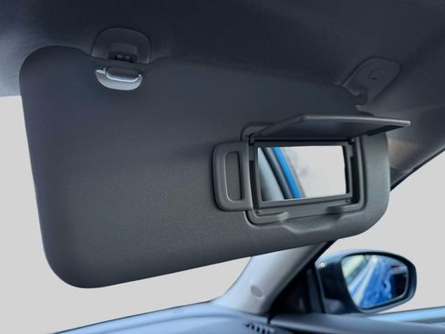 Used 2025 Nissan Sentra SR image 31