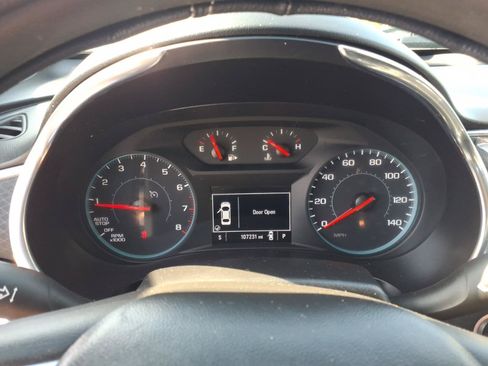Used 2020 Chevrolet Malibu LT FWD image 29