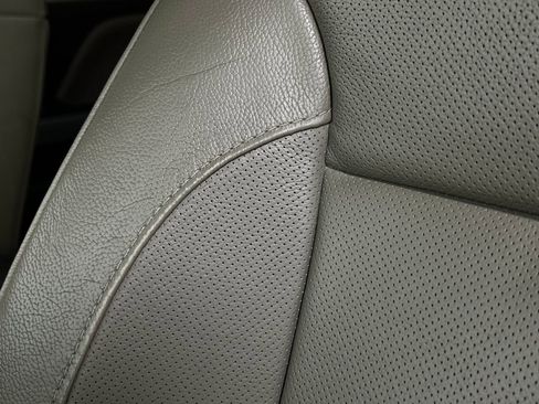 Used 2018 Chevrolet Silverado 1500 LTZ Z71 w/ LTZ Plus Package image 17