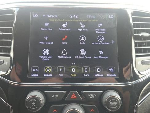 Used 2020 Jeep Grand Cherokee Limited w/ Premium Lighting Group AWD/4WD image 29