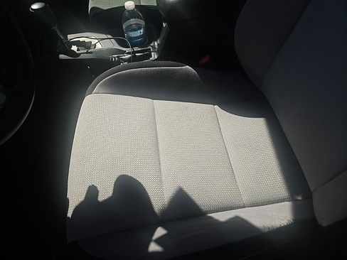 Used 2018 Toyota RAV4 XLE image 25