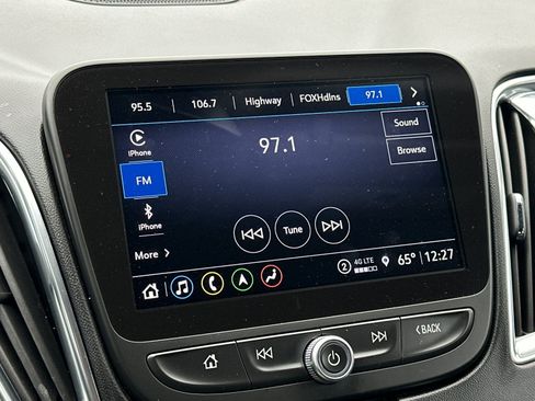 Used 2024 Chevrolet Malibu LT image 20