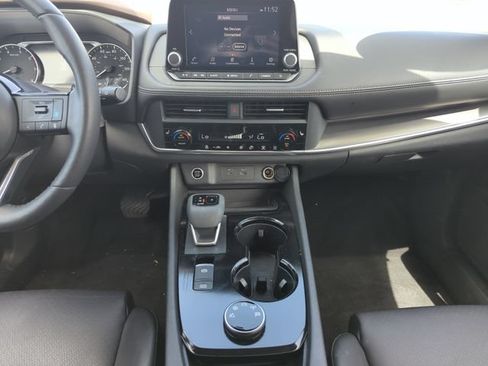 Certified 2023 Nissan Rogue SV w/ SV Premium B Package AWD/4WD image 27