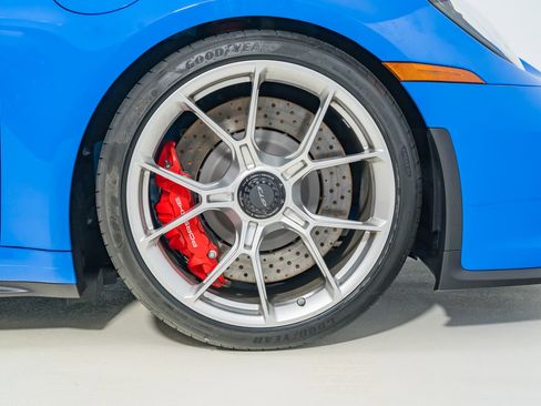 Used 2022 Porsche 911 GT3 image 14