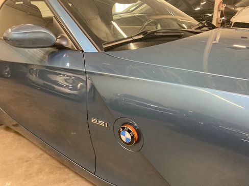 Used 2003 BMW Z4 2.5i RWD image 9