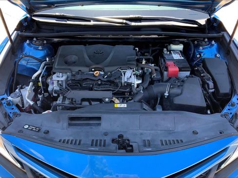 Used 2018 Toyota Camry SE FWD image 29