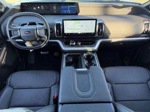 New 2025 Ford Expedition Max Platinum w/ Stealth Appearance Package image 35