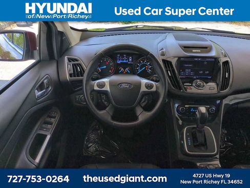 Used 2013 Ford Escape Titanium w/ Parking Technology Pkg FWD image 17