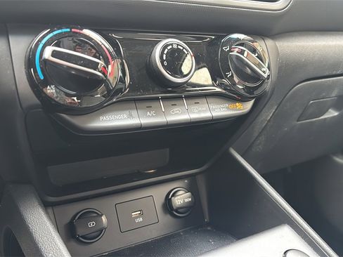 Certified 2023 Hyundai Kona SEL w/ Winter Weather Package image 29