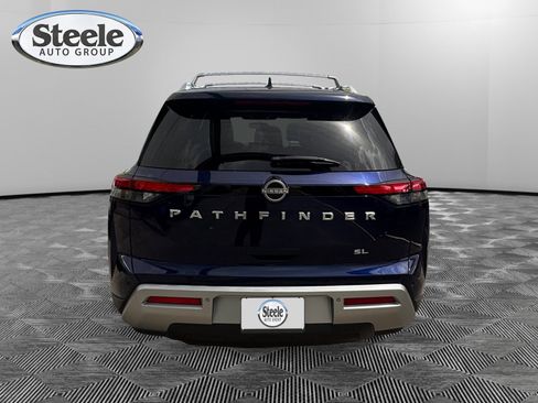 Used 2022 Nissan Pathfinder SL w/ SL Premium Package FWD image 4