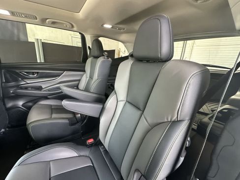 Used 2025 Subaru Ascent Onyx Edition AWD/4WD image 22