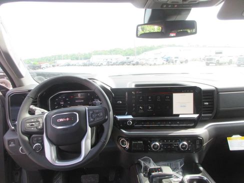 New 2026 GMC Sierra 1500 SLT w/ SLT Premium Plus Package AWD/4WD image 14