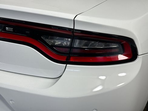 Used 2020 Dodge Charger SXT w/ Leather Interior Group image 34