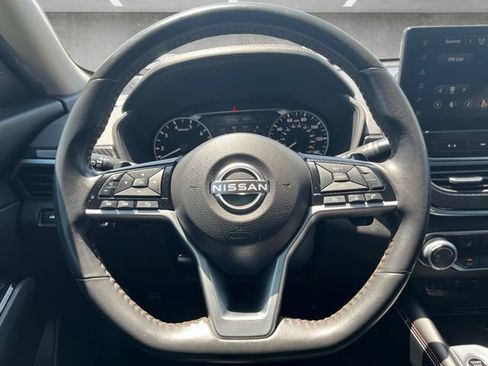 Used 2023 Nissan Altima 2.5 SR w/ SR Premium Package FWD image 21