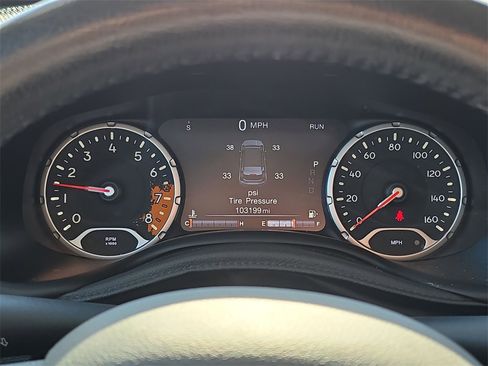 Used 2018 Jeep Renegade Limited image 12